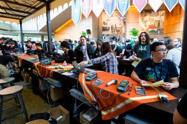 边路推进与 边路推进与